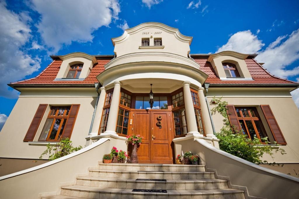 Villa Cztery Pory Roku Zbąszynek المظهر الخارجي الصورة