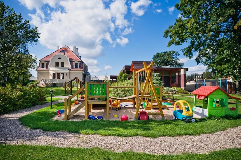 Villa Cztery Pory Roku Zbąszynek المظهر الخارجي الصورة